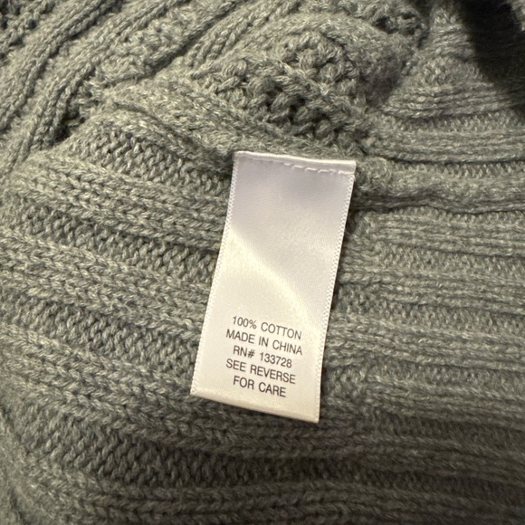 Sonoma Gray V-Neck Sweater with Cable Knit Pattern - Picture 13 of 13